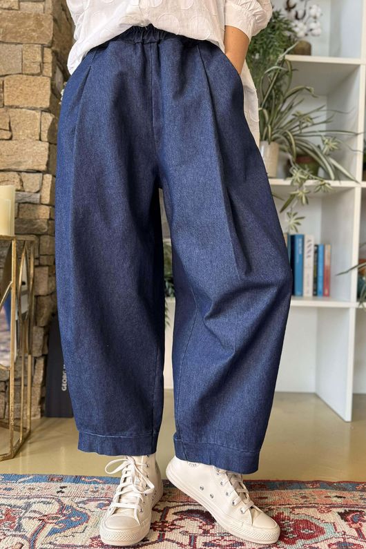 Juno Pleat Barrel Jean Dark